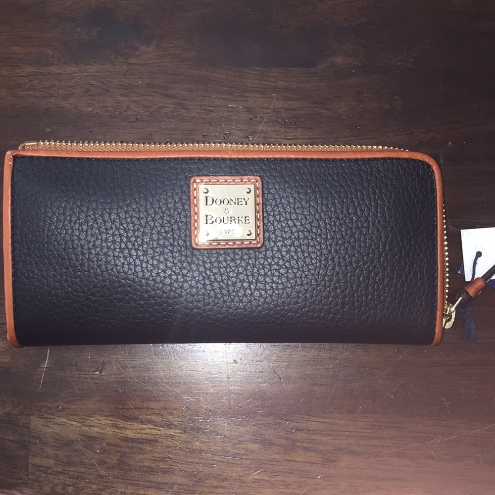 Dooney & Bourke ziparound wallet (~7.5in x 3.75in)
